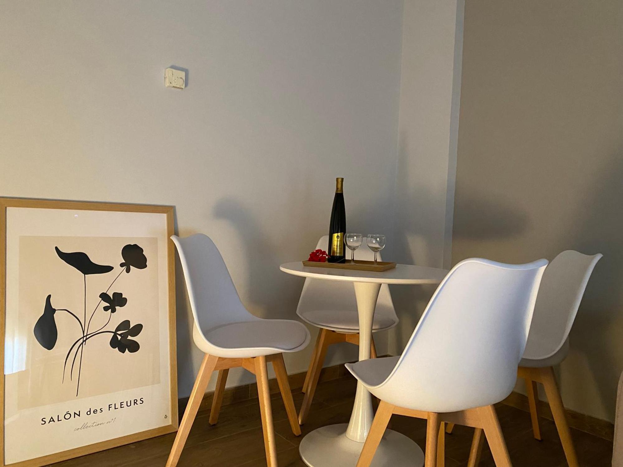West Comfort Atena Exterior foto